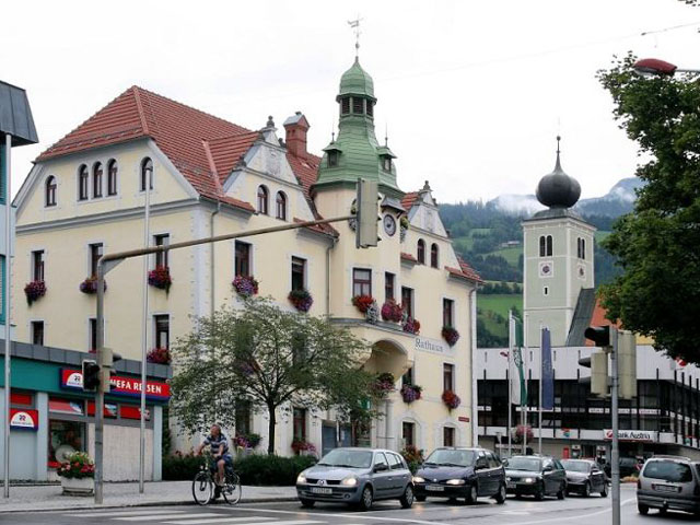 Kombi prevoz putnika Srbija - Austrija - Prevoz kombijem do Liezena