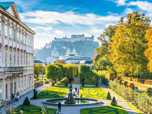 Kombi prevoz putnika Srbija - Austrija - Prevoz kombijem do Salzburga